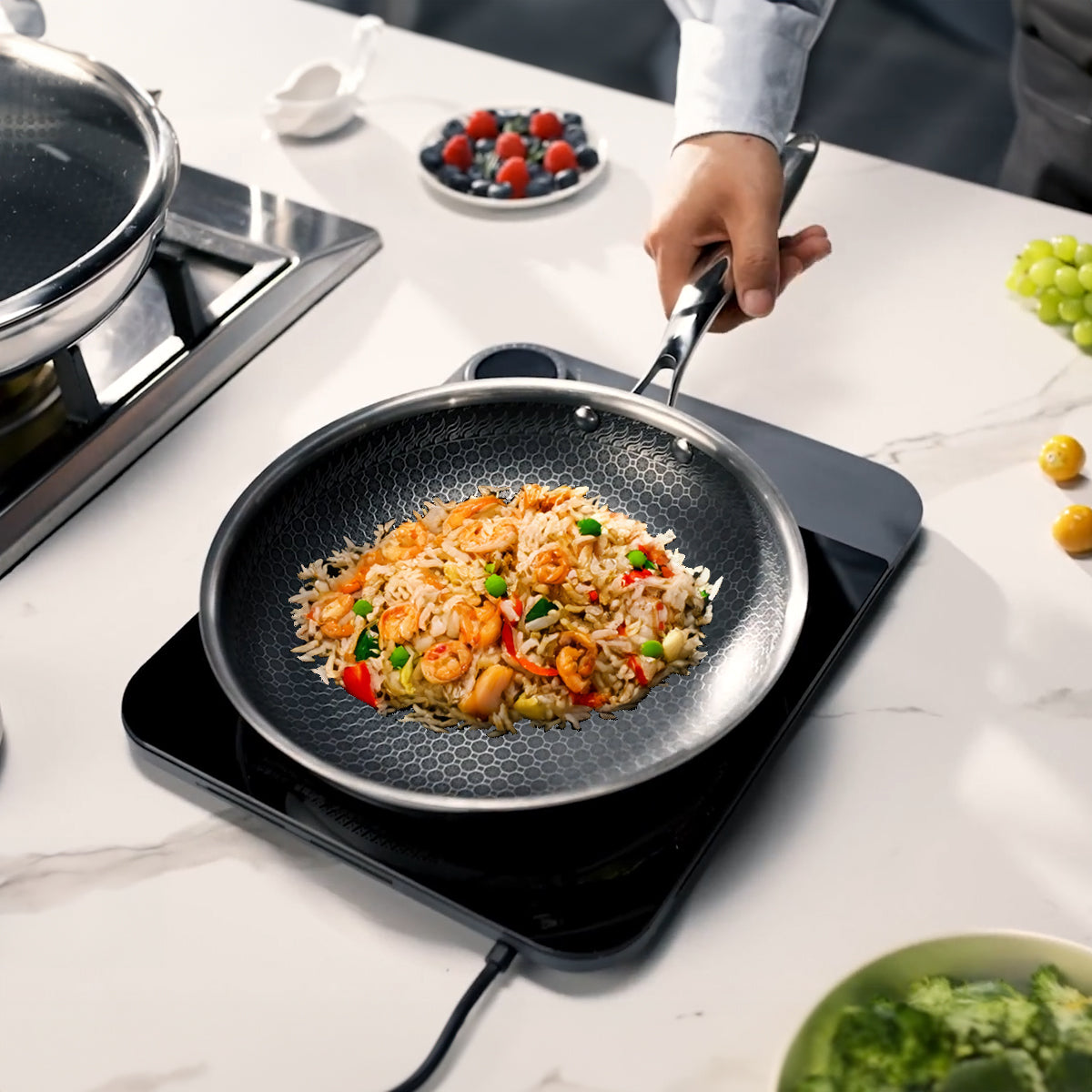 CYRDER Nonstick Frying Pan Set, 8, 10 and 12-inch Frying Pans, 6-Piece Hybrid Non stick 18/10 Stainless Steel Pans with Lid, Induction Compatible, Dishwasher &Oven Safe, PFOA Free